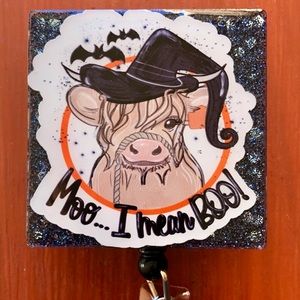 ADORABLE Cow Halloween Badge Reel!